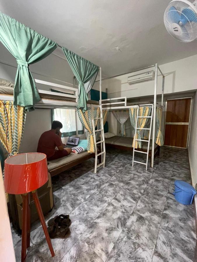 Kaabo Hostel Вагатор Екстер'єр фото
